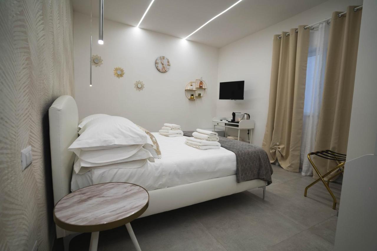 Arco Alto Rooms Bari Exterior photo